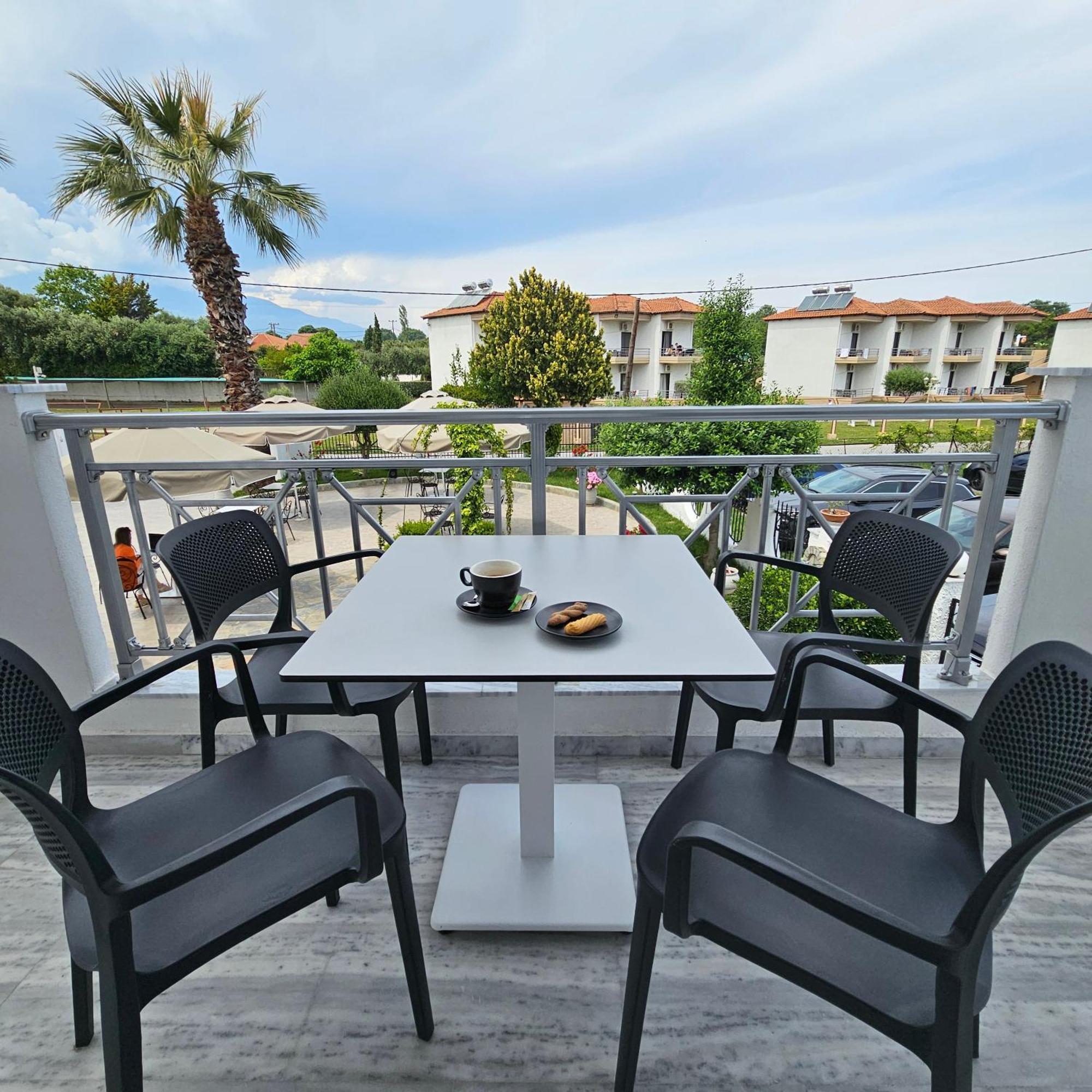 Olympion Melathron Hotel Platamonas Bagian luar foto